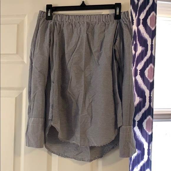 Top - Picture 1 of 1